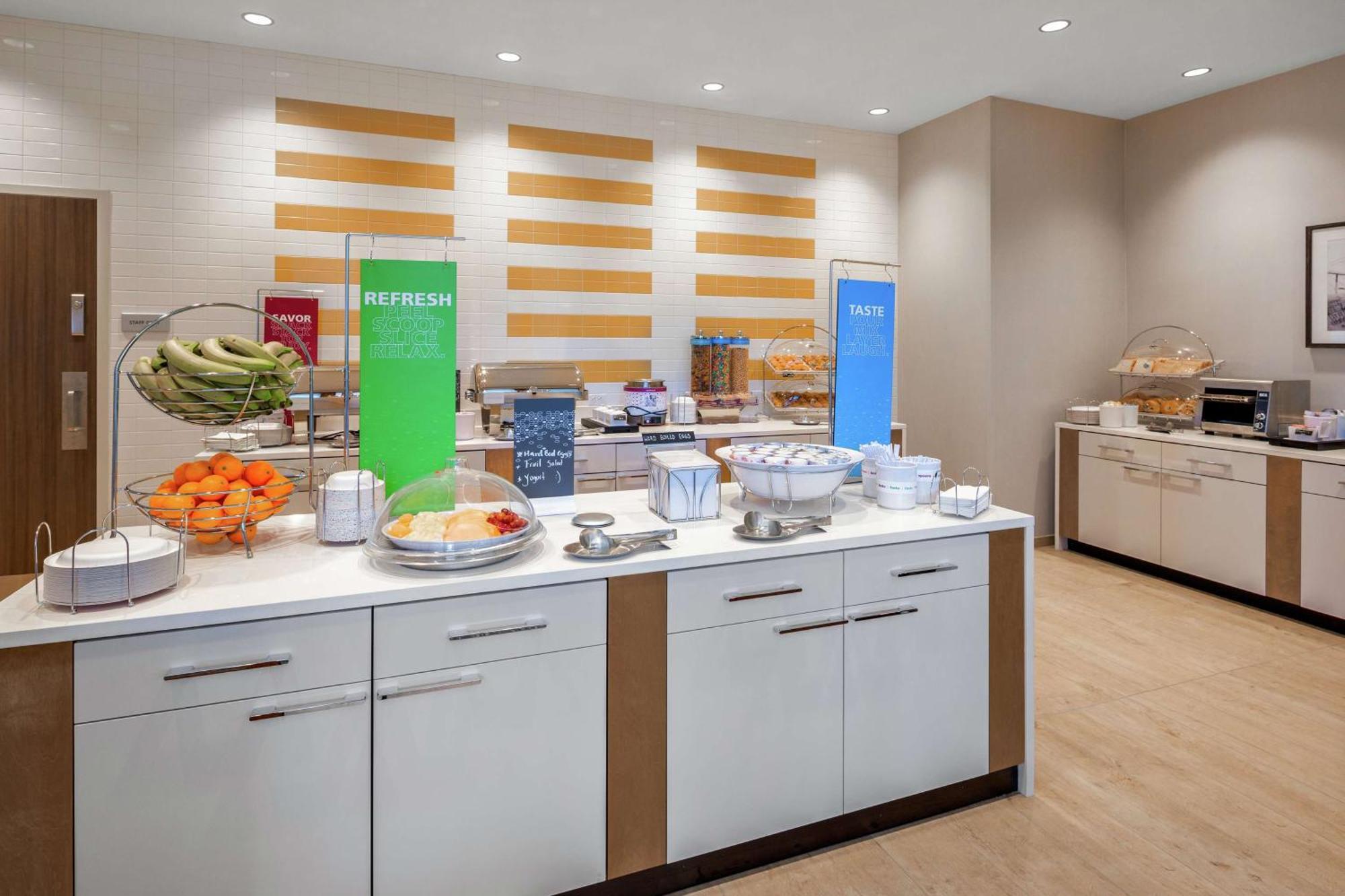Hampton Inn & Suites San Diego Airport Liberty Station Екстер'єр фото